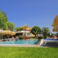 Hotel La Luna bordo piscina-1