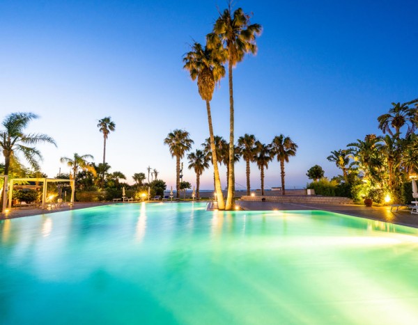 Fruit Village Le Dune Beach Resort