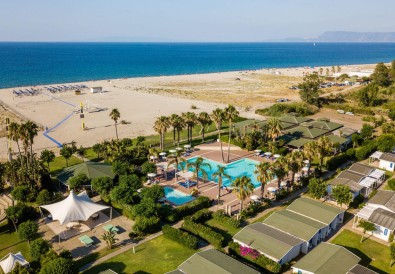 Fruit Village Le Dune Beach Resort