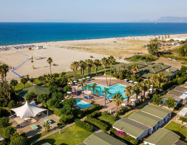 Fruit Village Le Dune Beach Resort