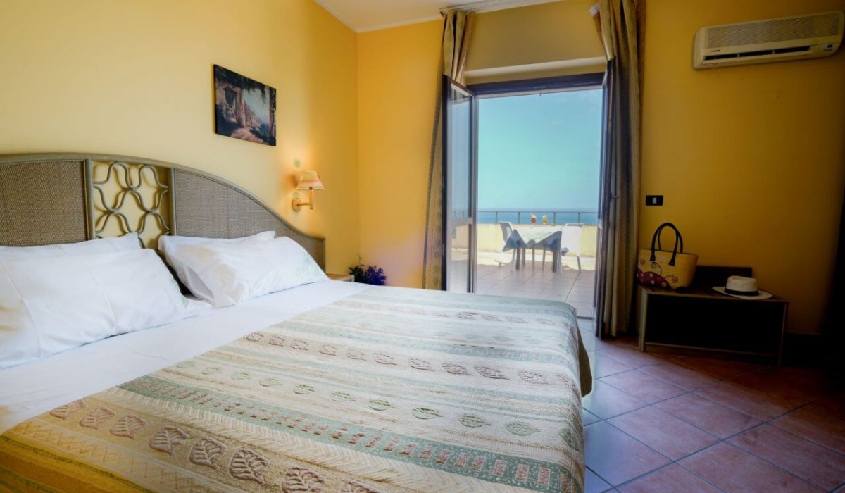 Villaggio Porto Rhoca - Immagine 6