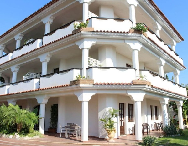 Hotel Arenas