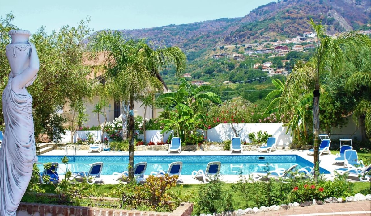 Hotel Arenas