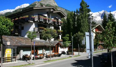 Hotel Les Jumeaux