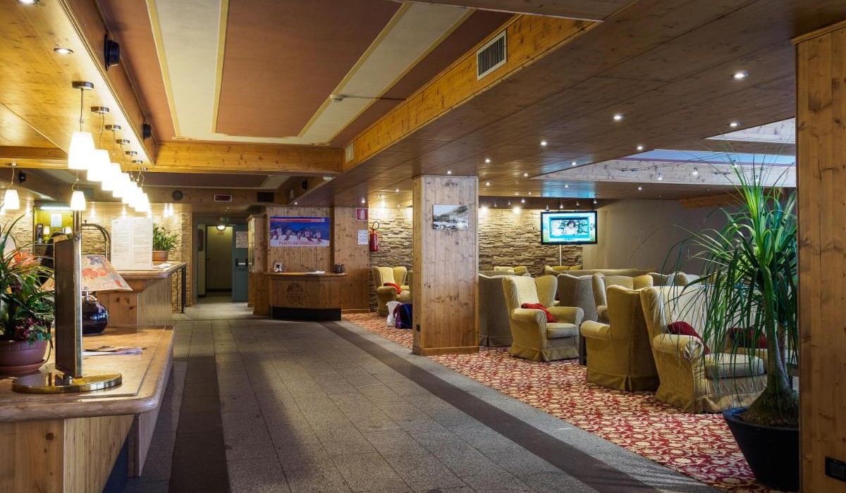 Hotel Piandineve