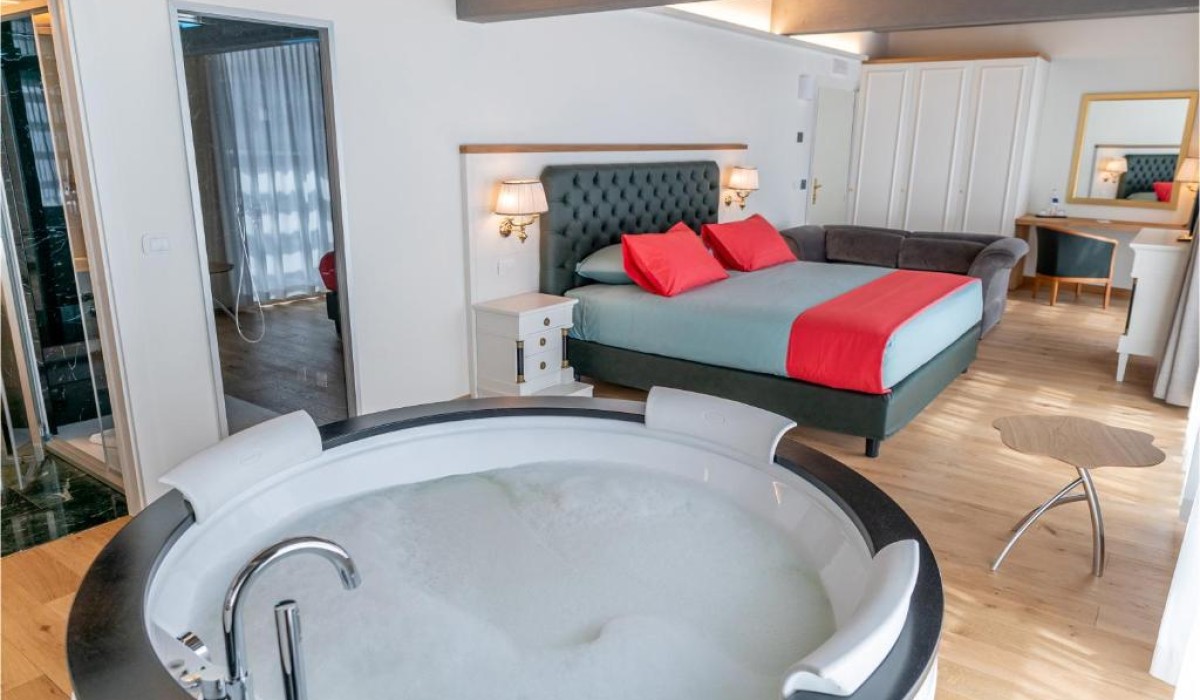 Hotel Cristallo Club