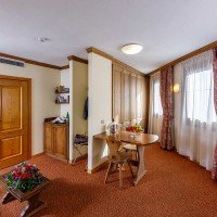 Hotel Alaska