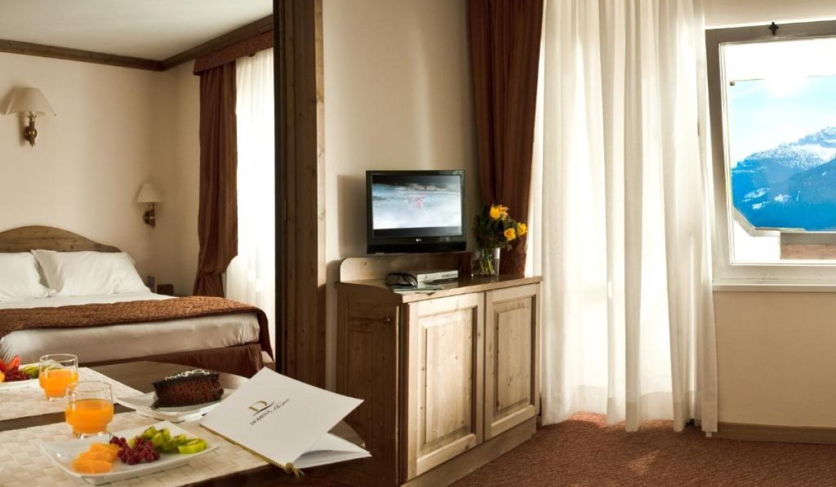 Hotel Alaska