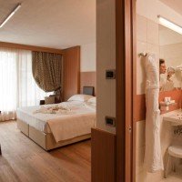 Hotel Alaska
