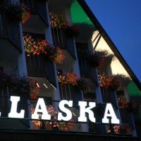 Hotel Alaska