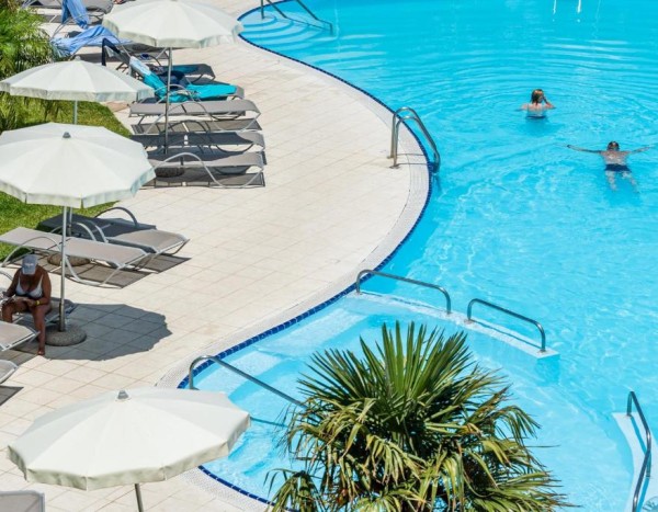 Capo Peloro Hotel