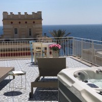 Villa Cesarea dettagli solarium vista mare