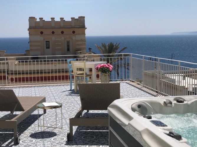 Villa Cesarea - Villa Cesarea dettagli solarium vista mare
