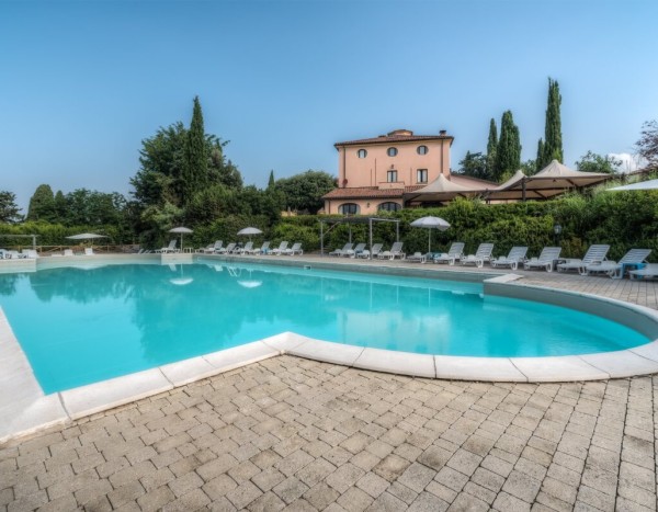 Residence Borgo San Martino Club