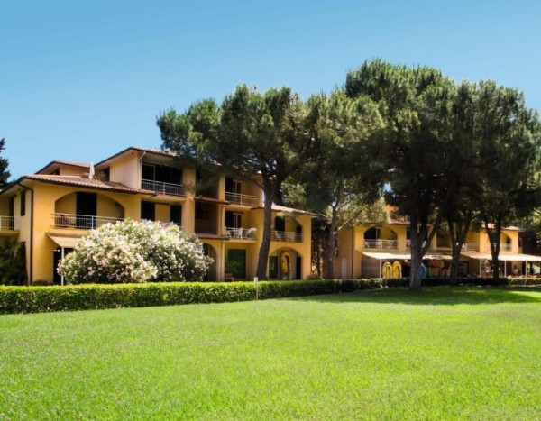 Residence Golfo della Lacona