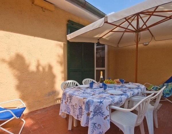 Residence Golfo della Lacona