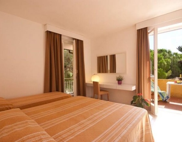Residence Golfo della Lacona
