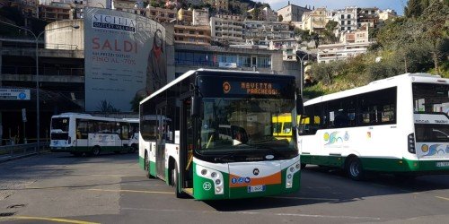 Line Bus a Taormina
