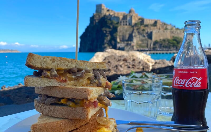 Lunch in Ischia Ponte overlooking the Aragonese Castle