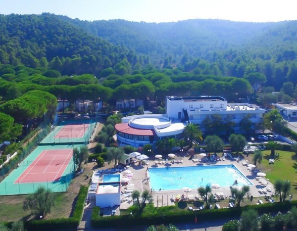 Mira Hotel & Residence