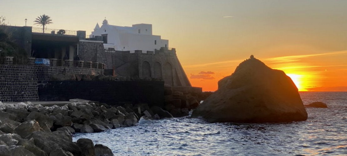 Cosa fare a Ischia in un giorno: chiesa del soccorso
