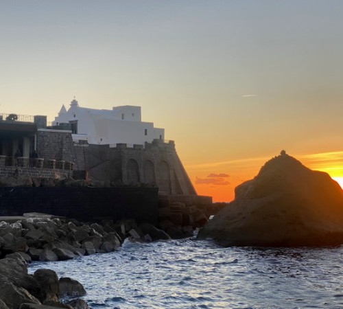 Tramonto e Chiesa del Soccorso a Forio d'Ischia
