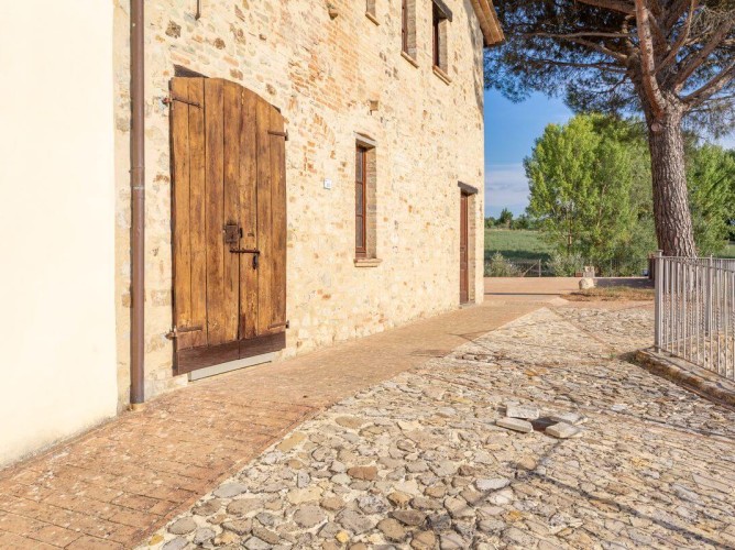 Borgo Pulciano Agriturismo & Resort - Immagine 10