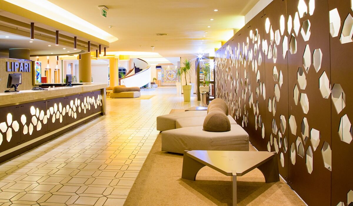 MClub Lipari - Reception h24