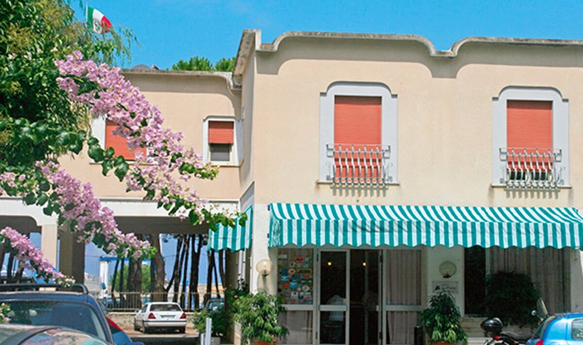 Hotel La Pineta - Immagine 1