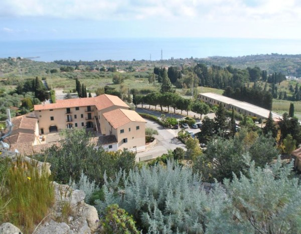 Apulia Hotel Borgo Torre Artale