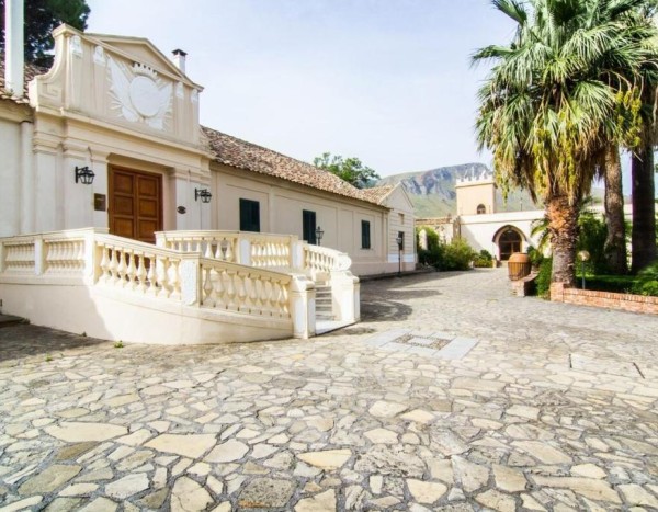 Apulia Hotel Borgo Torre Artale