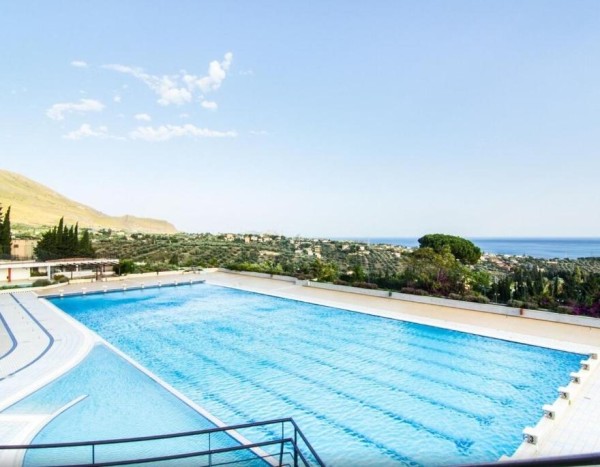 Apulia Hotel Borgo Torre Artale
