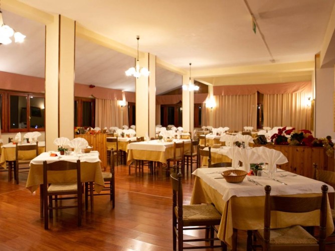 Apulia Hotel Europa Gran Sasso - Ristorante sala da pranzo