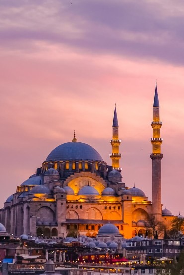 Moschea di Solimano a Istanbul al tramonto