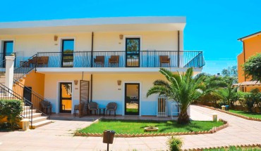Villaggio Club Baia dei Gigli Villaggio Club Baia dei Gigli
