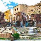 Bazar tipico di tessuti ed artigianato a Cavusin in Cappadocia