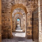 La Biblioteca di Pergamo, fondata nel III secolo a.C. nella città antica di Pergamo (l'attuale Bergama, in Turchia), era una delle biblioteche più celebri del mondo ellenistico, rivaleggiando con la Grande Biblioteca di Alessandria