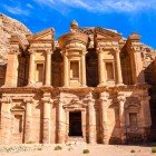 Tesori nascosti di Petra,il Monastero di Ad Deir a Wadi Musa, in Giordania