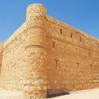 Esterno del castello nel deserto Qasr Kharana (Kharanah o Harrana) vicino ad Amman, Giordania