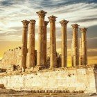 Tempio di Artemide nell'antica città romana di Jerash in Giordania