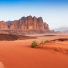 Deserto rosso di Wadi Rum in Giordania