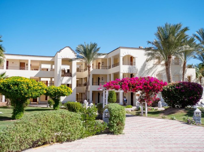 Royal Regency Club - Ultra All Inclusive - Il corpo principale del Royal Regency Club a Sharm El Sheikh è una struttura elegante e funzionale, sviluppata su tre piani e composta da 80 camere.