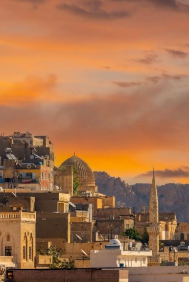 Antiche case di pietra nella città di Madrin in Anatolia nel sud est della Turchia