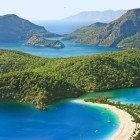 Costa turchese nella regione dell'Antalya sul mar egeo in Turchia