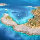 Le spettacolari acque della penisola di Kissebucu nella penisola di Bodrum, in Turchia