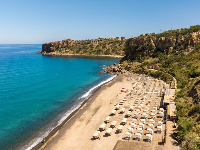 Mangia's Pollina Resort - spiaggia