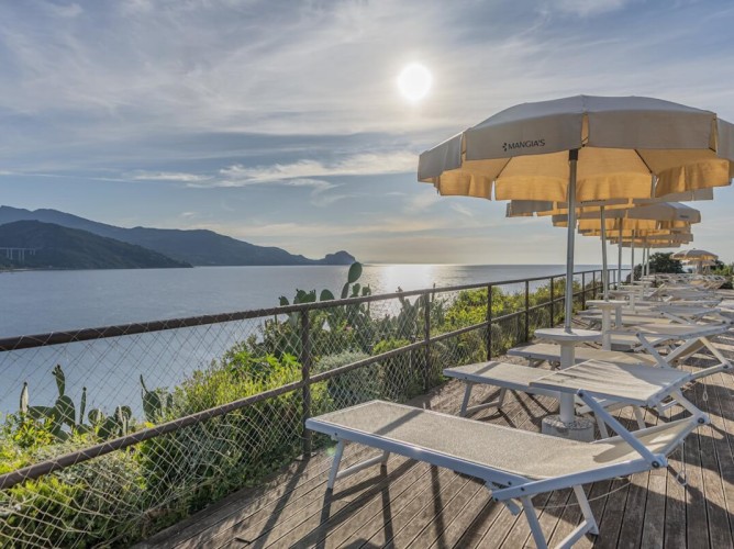 Mangia's Pollina Resort - terrazza solarium