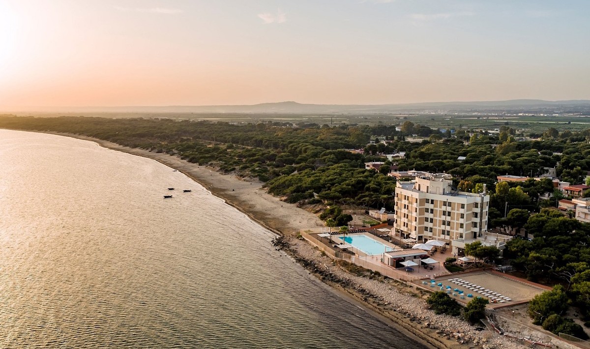 Apulia Hotel Taranto Ara Solis - Hotel fronte mare con panorama mozzafiato