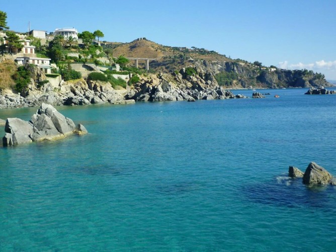 Villaggio Porto Rhoca - Mare turchese a Squillace