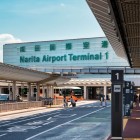 L'Aeroporto Internazionale di Narita, uno dei principali hub del Giappone, è composto da tre terminal moderni, da cui partono e arrivano tutti i voli internazionali, collegando il Giappone al mondo.